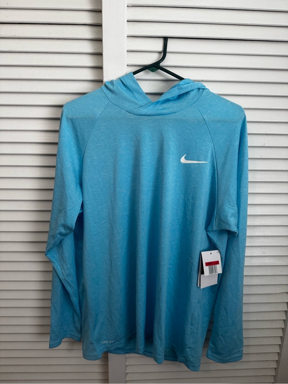 Nike Men’s Sky Blue Long Sleeve Hooded Performance Sweater